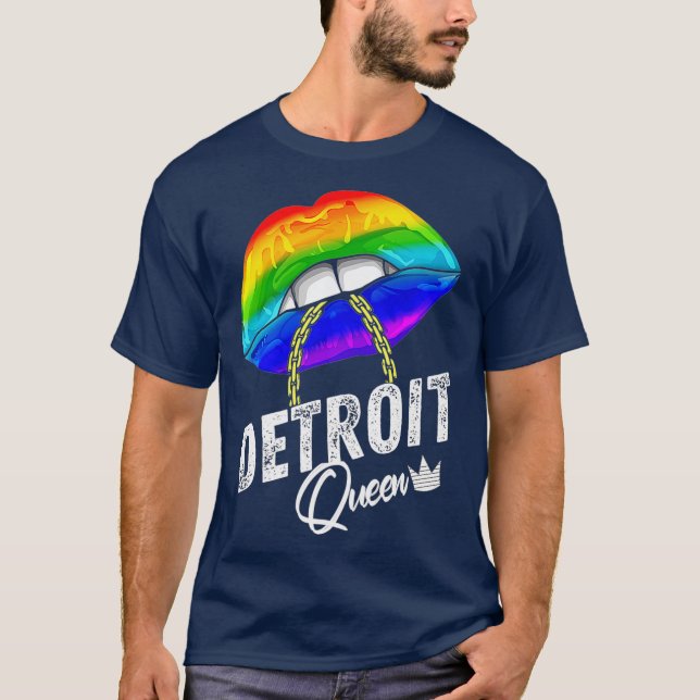 Detroit Queen LGBTQ Gay Pride Rainbow Flag City T-Shirt (Vorderseite)