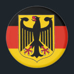 Deutsche Adlerflagge Magnet<br><div class="desc">Geschenke mit der deutschen Flagge sind immer im Stil. Zeige deinen deutschen Stolz und dein Familienerbe und kleide deine ganze Familie. Diese hochwertigen Shirts, Tasse und Taschen machen großartige Geschenke für den Vatertag, den Muttertag, Geburtstage und Jahrestage oder einfach nur zum Spaß. Möchten Sie, dass Ihr Name auf dieses Design...</div>