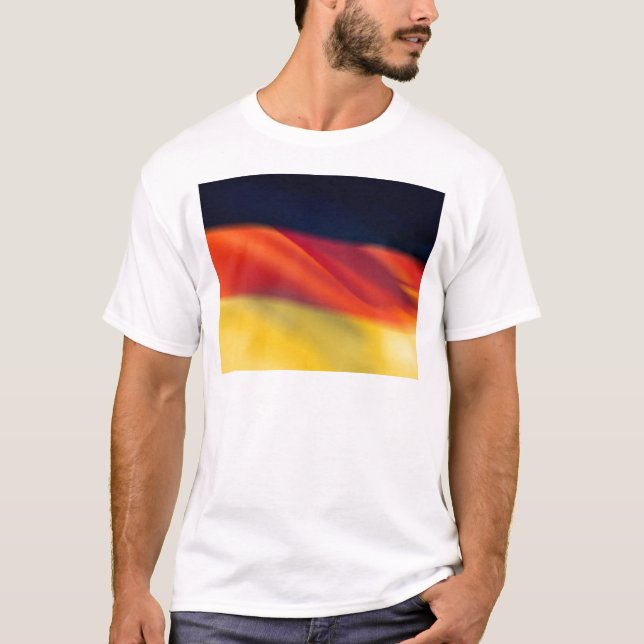 Deutsche Flagge T-Shirt (Vorderseite)
