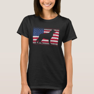 Deutsche Schäferhündin mit amerikanischer Flagge P T-Shirt