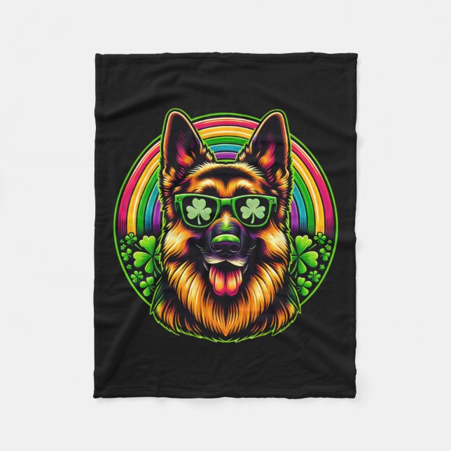 Deutsche Schäferin Dog St Patricks Day Rainbow Wom Fleecedecke (Vorderseite)