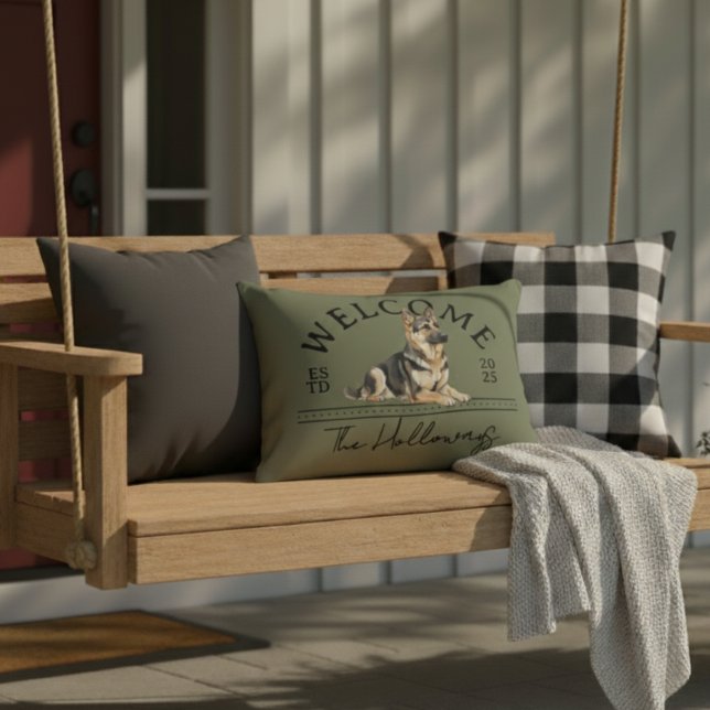 Deutscher Hirte - Familienname willkommen Dekokissen (Welcome guest to your home with this German Shepherd Custom Family Name Welcome Throw Pillow!)