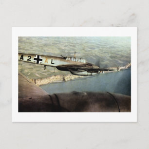 Deutscher ME-110 des Zweiten Weltkriegs über den Ä Postkarte