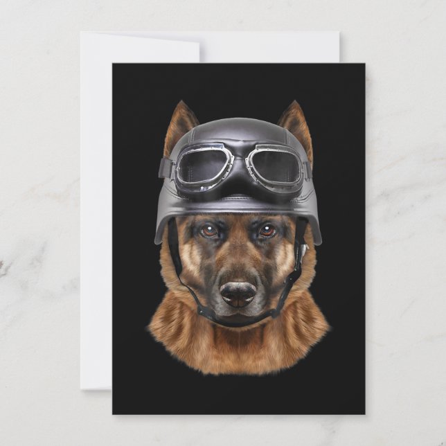 Deutscher Schäferhund, Fahrrad in Motorradhelm Einladung (Vorderseite)