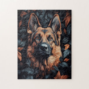 Deutscher Schäferhund in Blättern