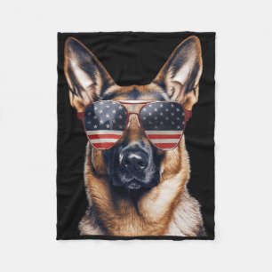 Deutscher Schäferhund mit US-Flagge Unabhängigkeit Fleecedecke