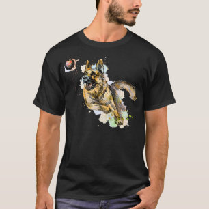Deutscher Schäferhund spielt und fängt einen Ball T-Shirt