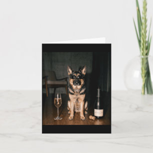 Deutscher Schäferhund trinkt Champagner Lustiger V Karte