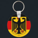 deutsches Emblem Schlüsselanhänger<br><div class="desc">Wappen Deutschlands. Das Wappen Deutschlands zeigt einen schwarzen Adler (den Bundesadler "Bundesstaatlicher Adler", ehemals Reichsadler "Kaiseradler") auf einem gelben Schild (Oder, ein Adler, der angezeigt wird). Es handelt sich um eine Wiedereinführung des von der Bundesstaatlichen Republik Deutschland 1950 adoptiert Wappens der Weimarer Republik (in Gebrauch 1919-1935). Das aktuelle offizielle Design...</div>
