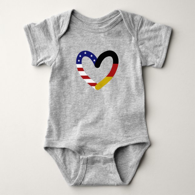 Deutsches und amerikanisches Herz Baby Strampler (Vorderseite)