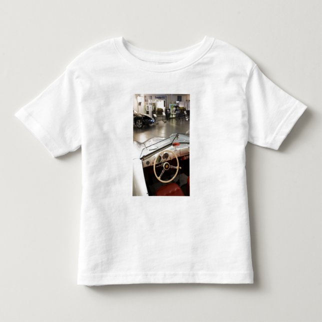 Deutschland, Baden-Württemberg, Kleinkind T-shirt (Vorderseite)