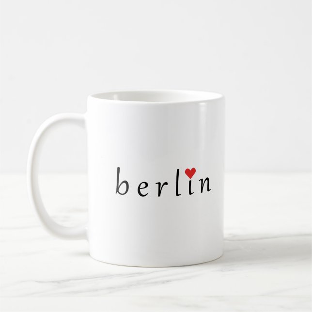 Deutschland Berlin Kaffeetasse (Links)