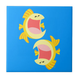Deux carreaux de poisson carrelés et des Trivets