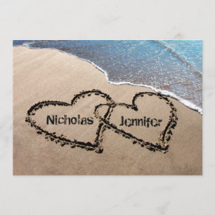 Deux Coeurs Dans La Faire-part de mariage De Sable