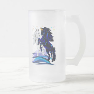 Deux licornes et tasses de vagues