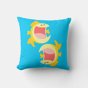 Deux mignons Coussin de poisson cartonné