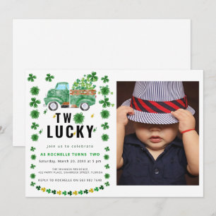 Deux Shamrocks chanceux Invitation de fête d'anniv