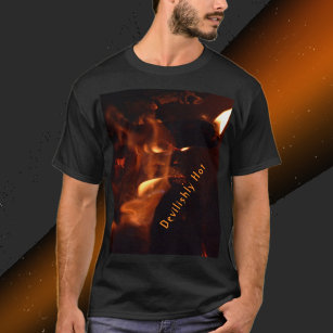 Devilish Burning Flames fotografisch anpassbar T-Shirt
