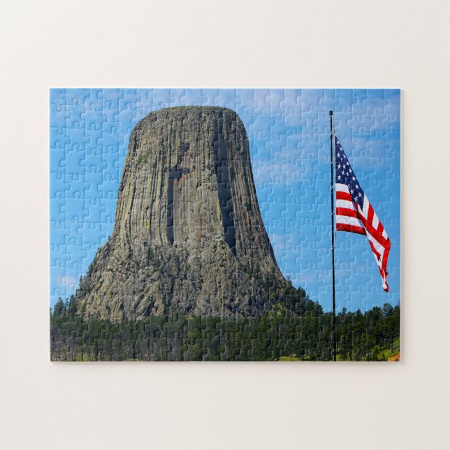 Devil's Tower Wyoming. (Horizontal)