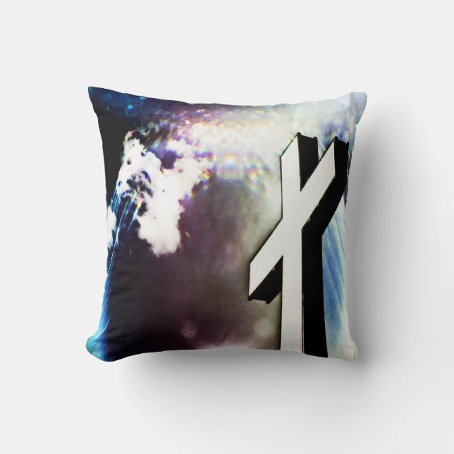 Devine Cross Throw Pillow Kissen (Vorderseite)