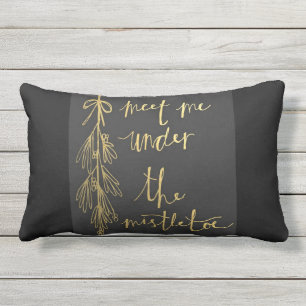D'EXTÉRIEUR *RENCONTREZ-MOI SOUS LE COUSSIN DU MISTLETOE* LUMB