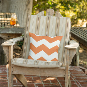 D'extérieur ZigZag Chevron Motif Coussin design moderne
