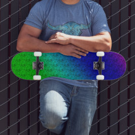 Diag Rainbow Gradient Blumenmuster Blau Grün Skateboard