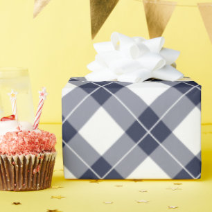 Diagonal Navy Blau und Weiß Kariertes Muster Geschenkpapier