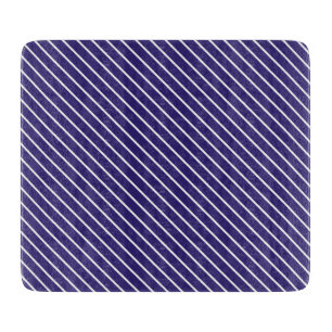 Diagonale Nadelstreifen - blau und weiß Schneidebrett