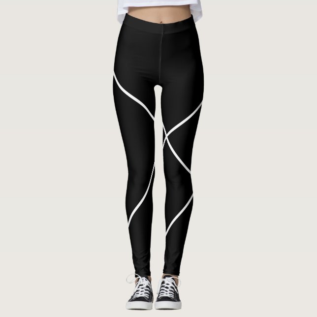 Diagonale Streifen auf schwarz und weiß Leggings (Vorderseite)