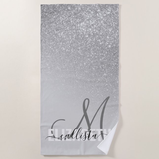 Diagonaler Silber Glitzer Gradient Ombre Monogramm Strandtuch (Vorderseite)