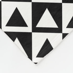 Diagonales Schwarz-Weiß-Dreieck-Musterdesign Fleecedecke