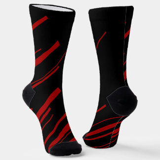 Diagonallinien in Rot und Schwarz Socken