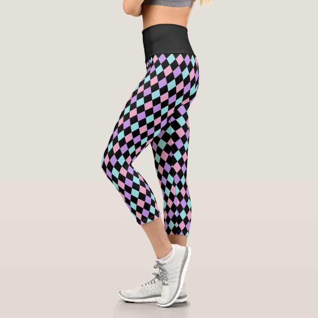 Diamant Pattern | Kawaii Pastel Goth Capri Leggings (Links)