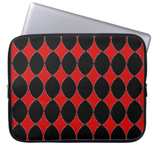 Diamanten mit roter Karte auf schwarz Laptopschutzhülle