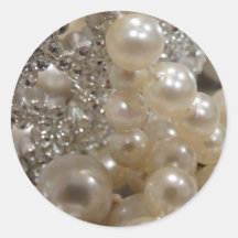Diamanten und Perlen