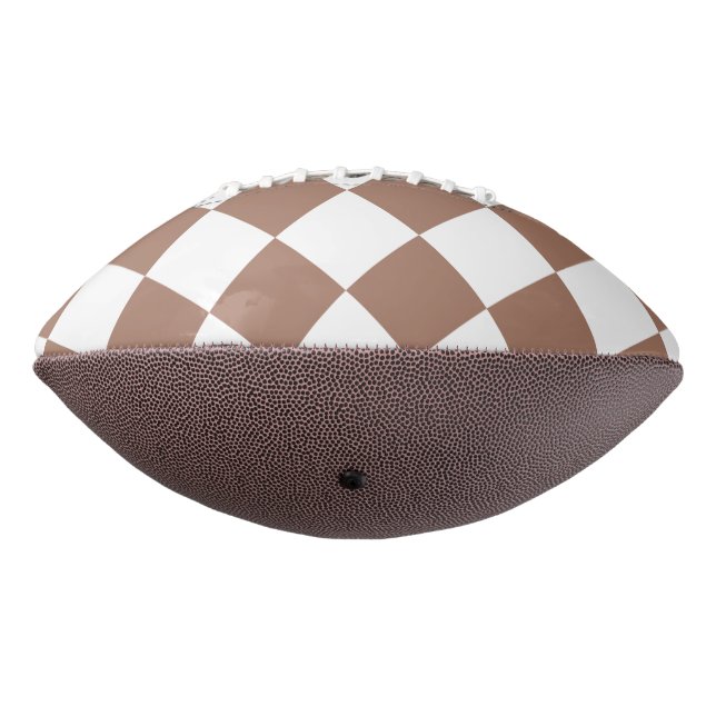 Diamantenmuster in Weiß und Mocha Mousse Football (Gedreht 270)