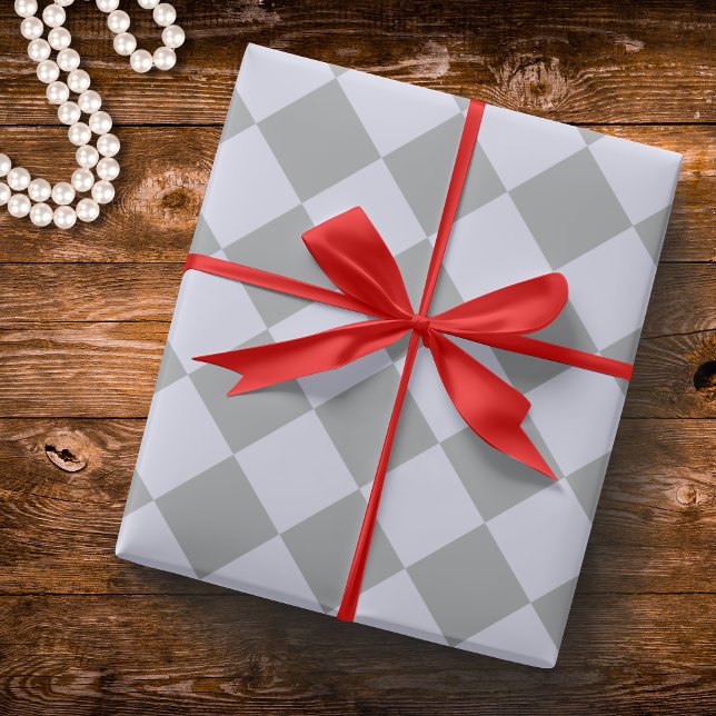 Diamantmuster in Grau und Lavendel Geschenkpapier (Von Creator hochgeladen)