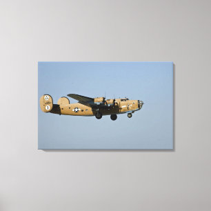 Diamond Lil B-24 Bomber, landet in Oshkosh, Leinwanddruck