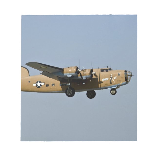 Diamond Lil B-24 Bomber, Landung in Oshkosh, Notizblock (Vorderseite)