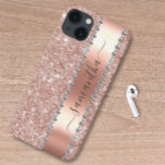 Diamond Look Glitzer Kalligraphie Name Rose Gold Case-Mate iPhone 14 Hülle<br><div class="desc">Jeder Glitzer oder Diamanten im Design sind Fotos und simuliert. Dieses Design kann in dem Bereich personalisiert werden, der durch das Ändern des Fotos und/oder Textes zur Verfügung gestellt wird. Sie können auch angepasst werden, indem Sie auf Vorlage personalisieren klicken und dann auf die Schaltfläche klicken, um weitere Optionen anzupassen,...</div>