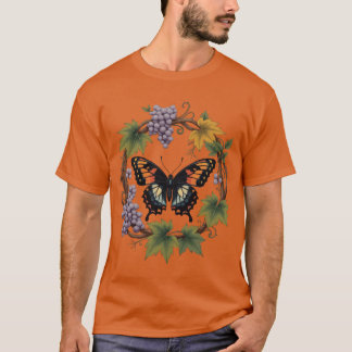 Diana fritillary Butterfly umgeben von Cynthiana T-Shirt