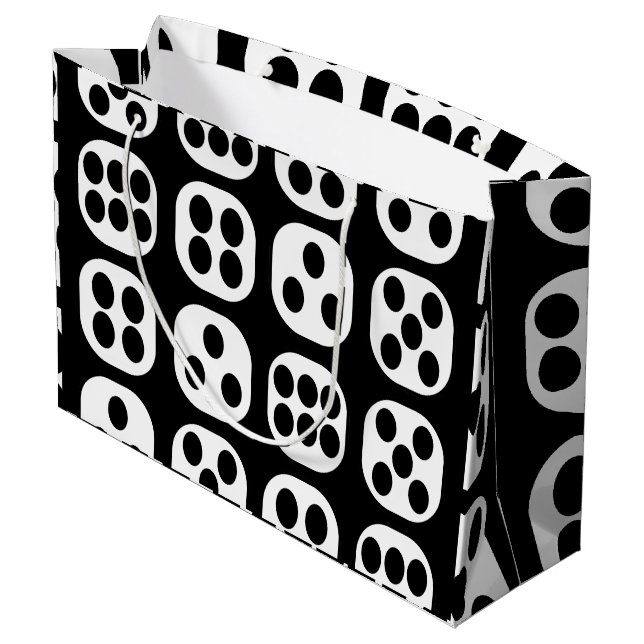 Dice Roll Birthday Party Große Geschenktüte (Rückseite Schrägansicht)