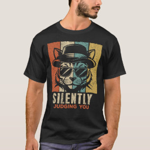 Dich stillschweigend beurteilende retrocoole Katze T-Shirt
