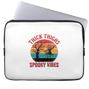 Dicke Oberschenkel Gruselige Vibes Halloween-Shirt Laptopschutzhülle