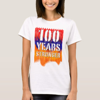 Die 100 Jahre der grundlegende T - Shirt der