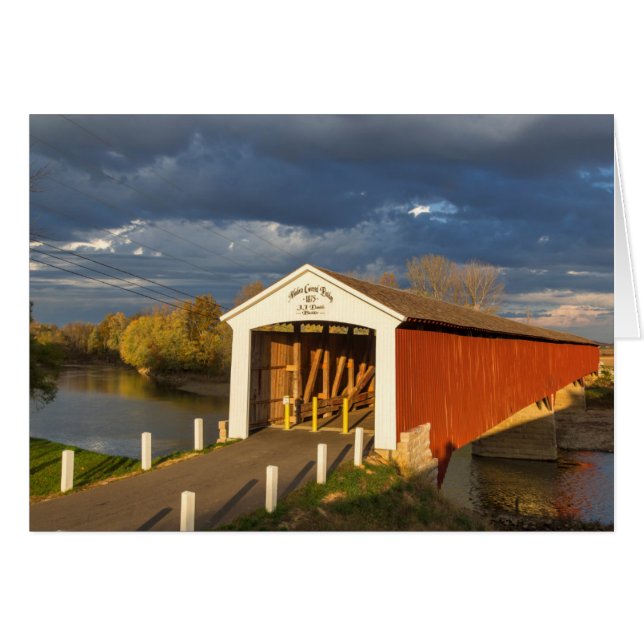 Die 1875 erbaute Medora bedeckte Brücke (Vorderseite (Horizontal))