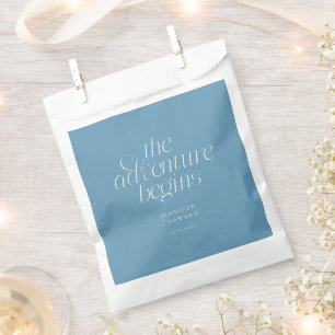 Die Abenteuer Beginnen Denim Blau Minimalistische Geschenktütchen