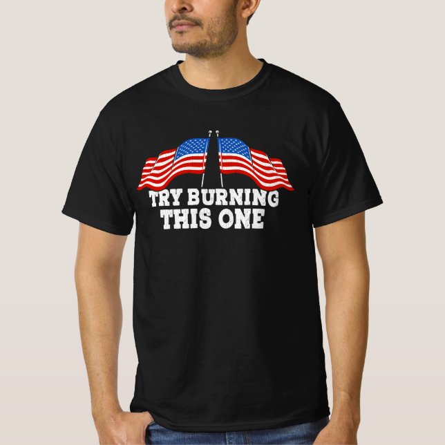 Die amerikanische Flagge versucht, dieses eine Una T-Shirt (Vorderseite)