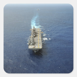 Die Amphibien-Bereitschaftsgruppe Kearsarge Quadratischer Aufkleber